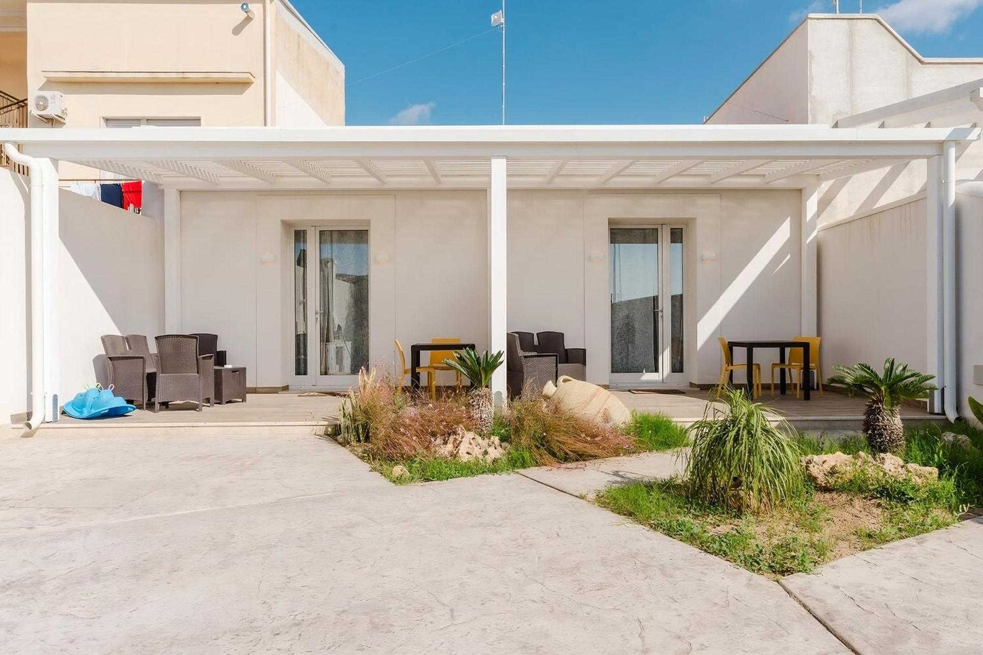 Da Mariano Apartments Мадзара дел Вало Екстериор снимка